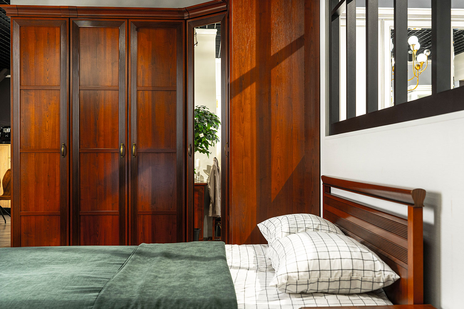 Угловые шкафы - изображение №6 "Угловой шкаф Адажио"  на www.Angstrem-mebel.ru