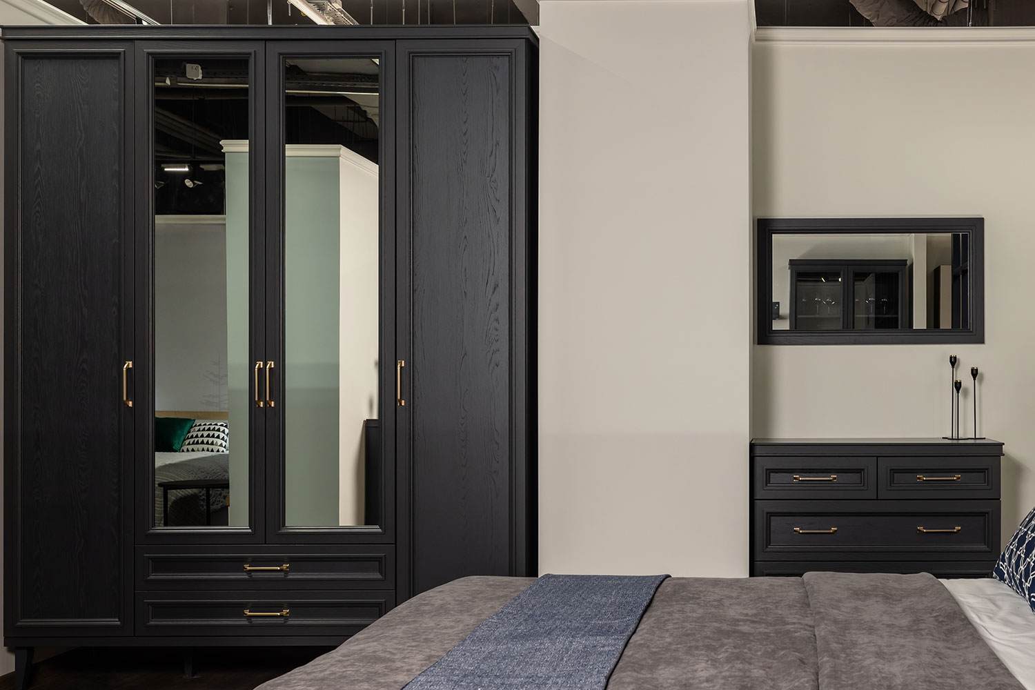 Шкафы платяные - изображение №9 "Шкаф для одежды Орландо"  на www.Angstrem-mebel.ru