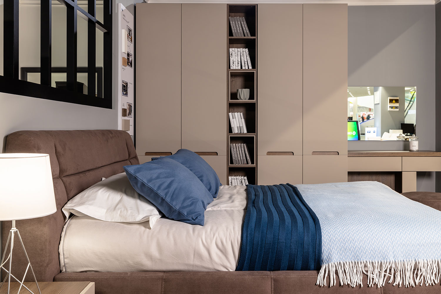 Туалетные столы - изображение №9 "Стол Анри туалетный с выдвижными ящиками"  на www.Angstrem-mebel.ru