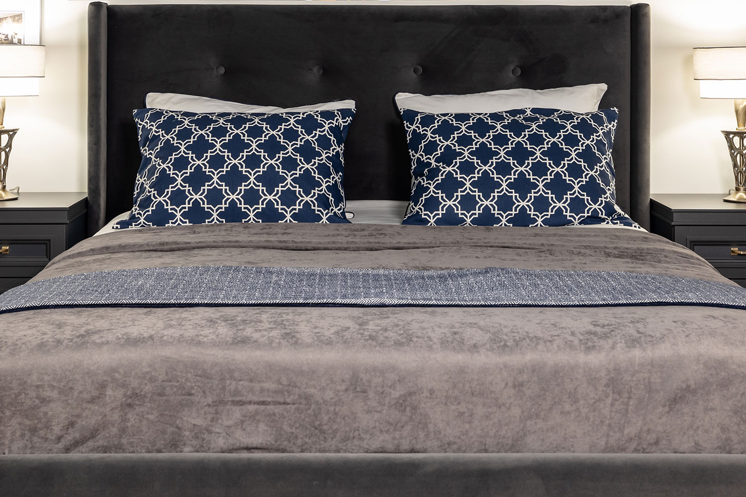 Двуспальные кровати - изображение №15 "Мягкая кровать Орландо 160 х 200 см"  на www.Angstrem-mebel.ru