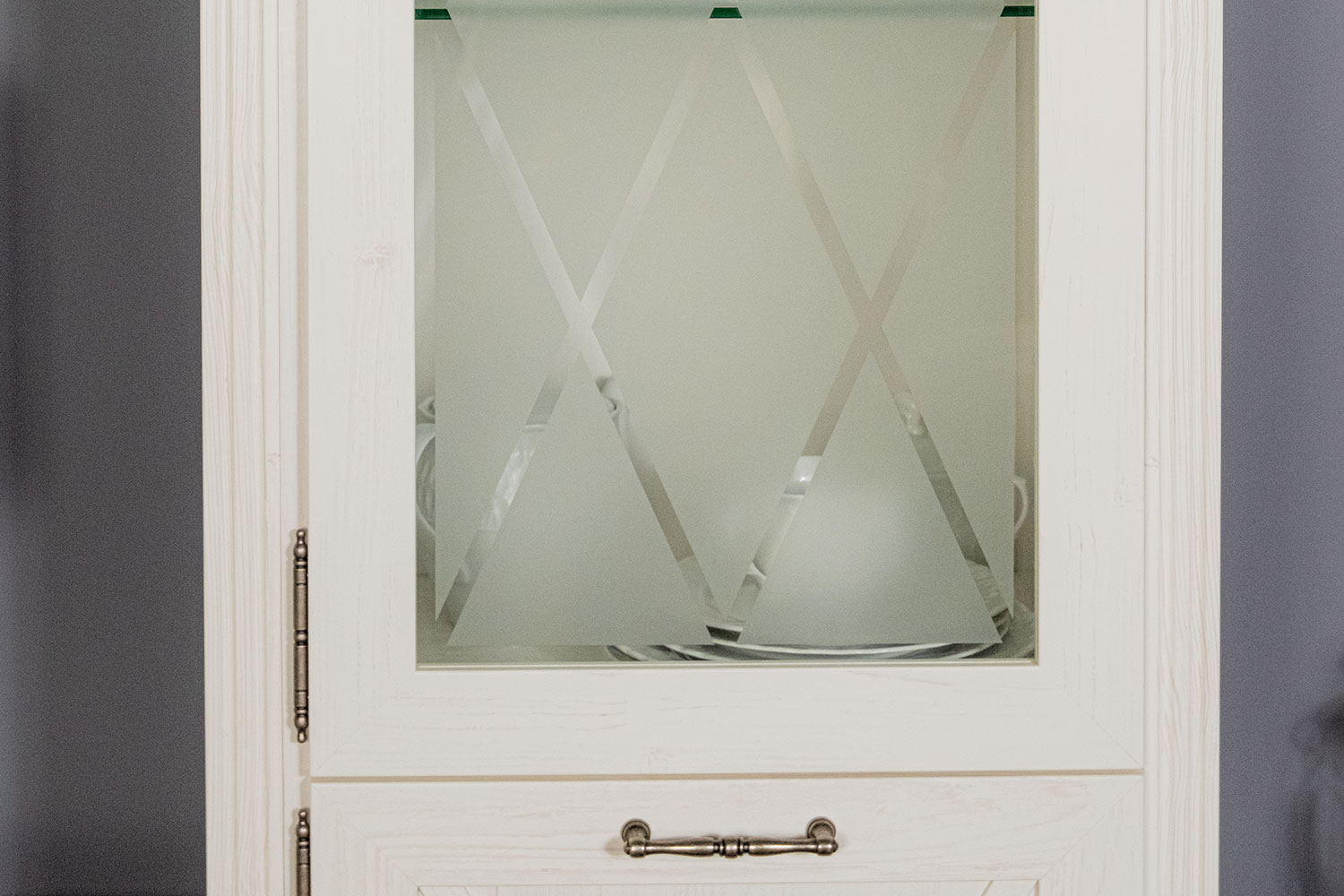 Шкафы-витрины - изображение №9 "Шкаф Кантри"  на www.Angstrem-mebel.ru