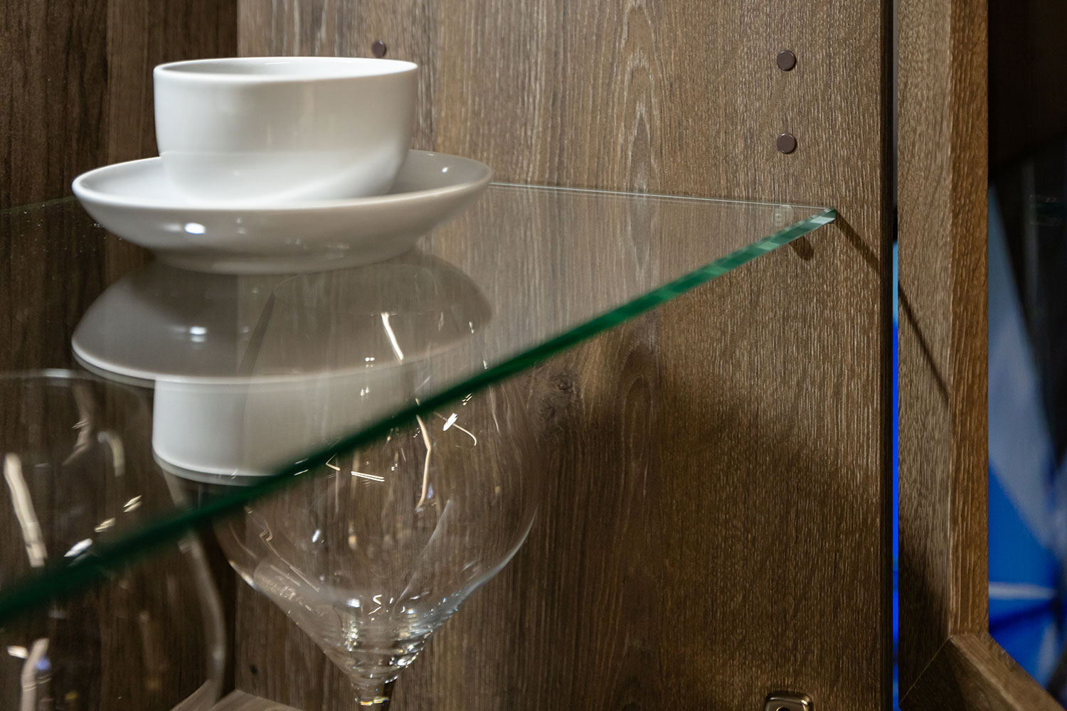 Навесные шкафчики - изображение №12 "Навесной шкаф Анри (левый)"  на www.Angstrem-mebel.ru