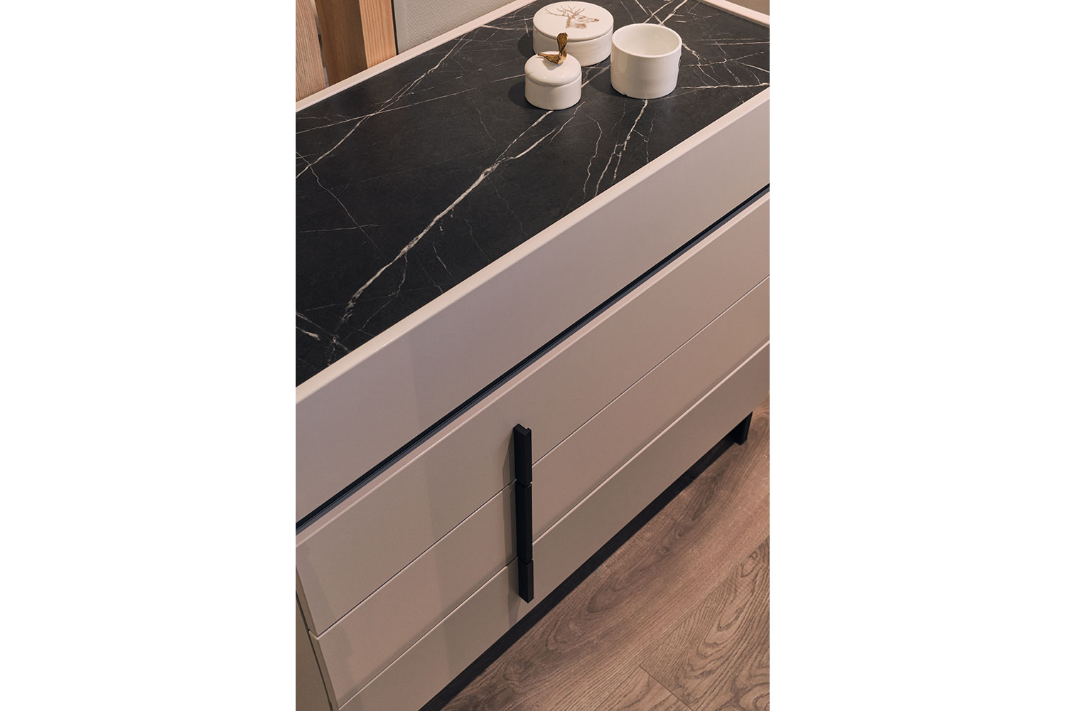 Комоды - изображение №10 "Комод Милагро с выдвижными ящиками"  на www.Angstrem-mebel.ru