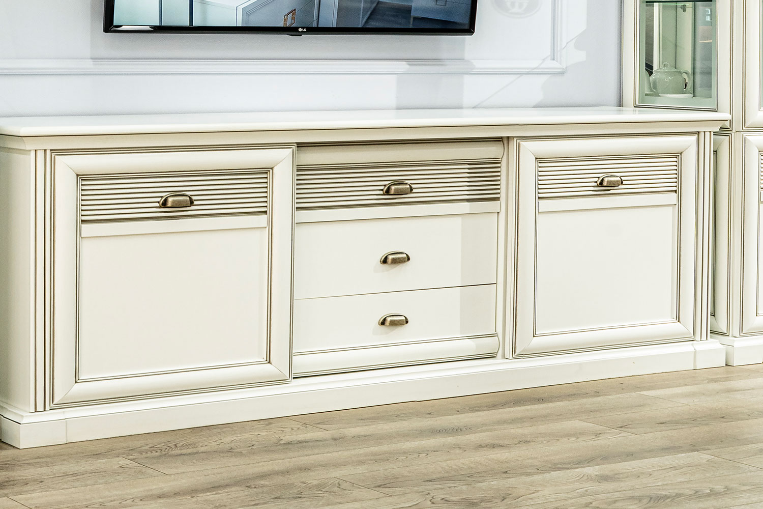 Тумбы под телевизор - изображение №4 "Тумба Изотта под телевизор"  на www.Angstrem-mebel.ru