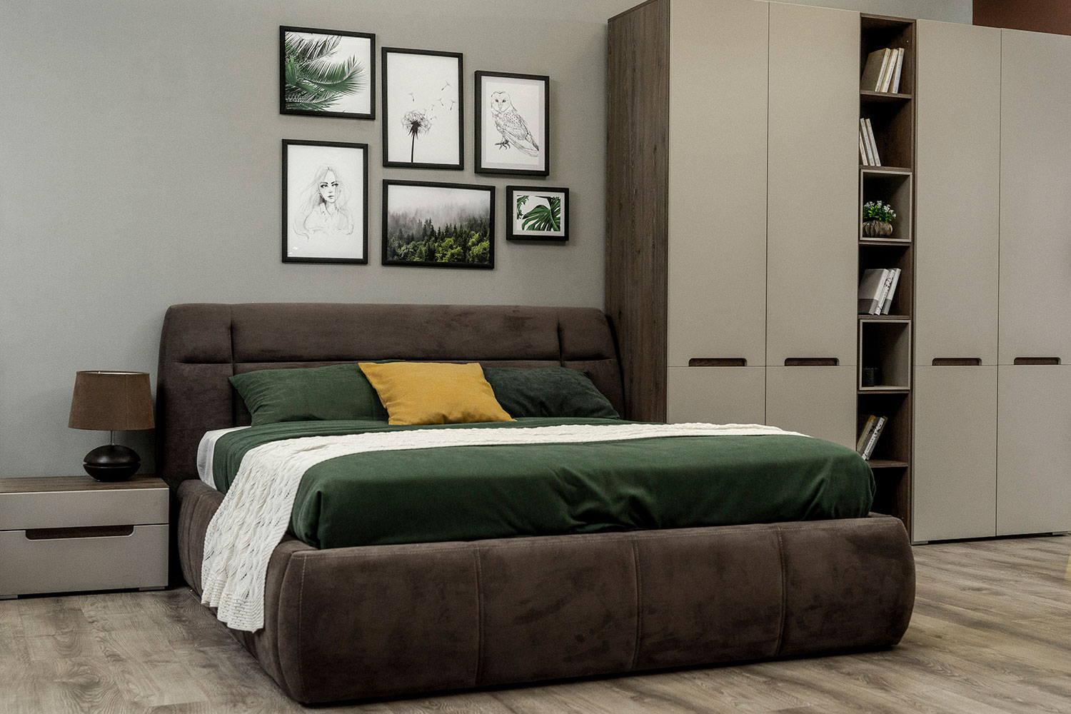 Прикроватные тумбы - изображение №4 "Прикроватная тумба Анри с выдвижными ящиками"  на www.Angstrem-mebel.ru