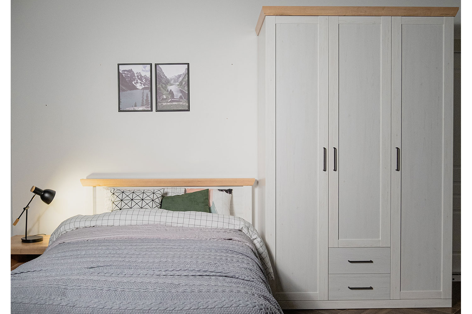 Комбинированные шкафы - изображение №3 "Шкаф для одежды Магнум"  на www.Angstrem-mebel.ru