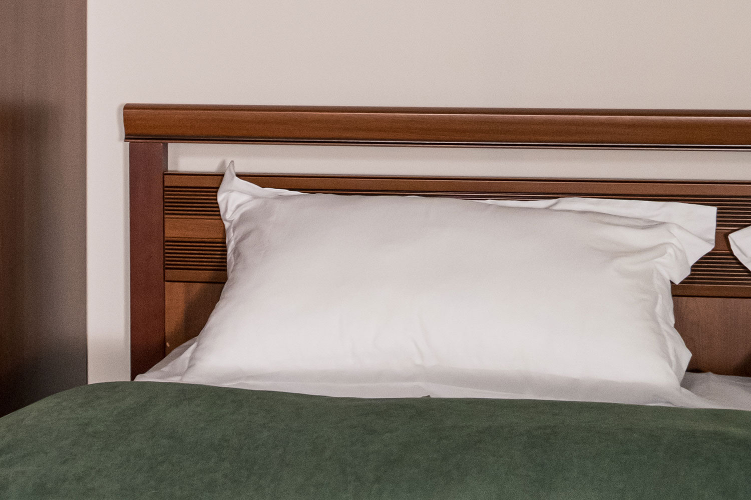 Двуспальные кровати - изображение №14 "Кровать Адажио 160 х 200"  на www.Angstrem-mebel.ru