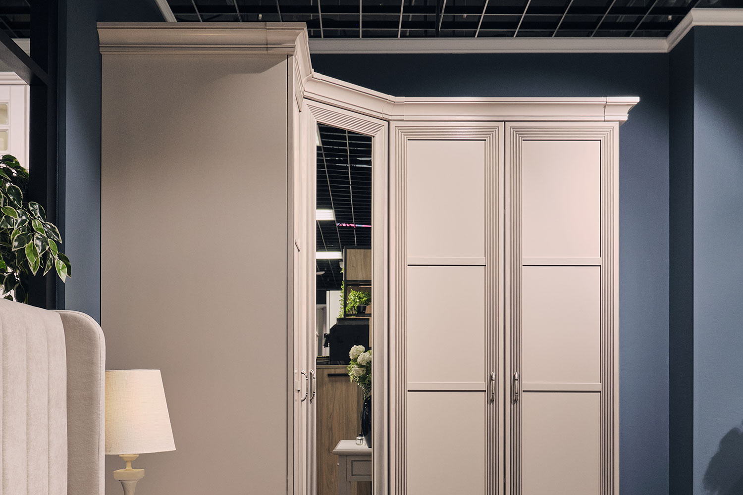 Шкафы платяные - изображение №5 "Шкаф Адажио"  на www.Angstrem-mebel.ru