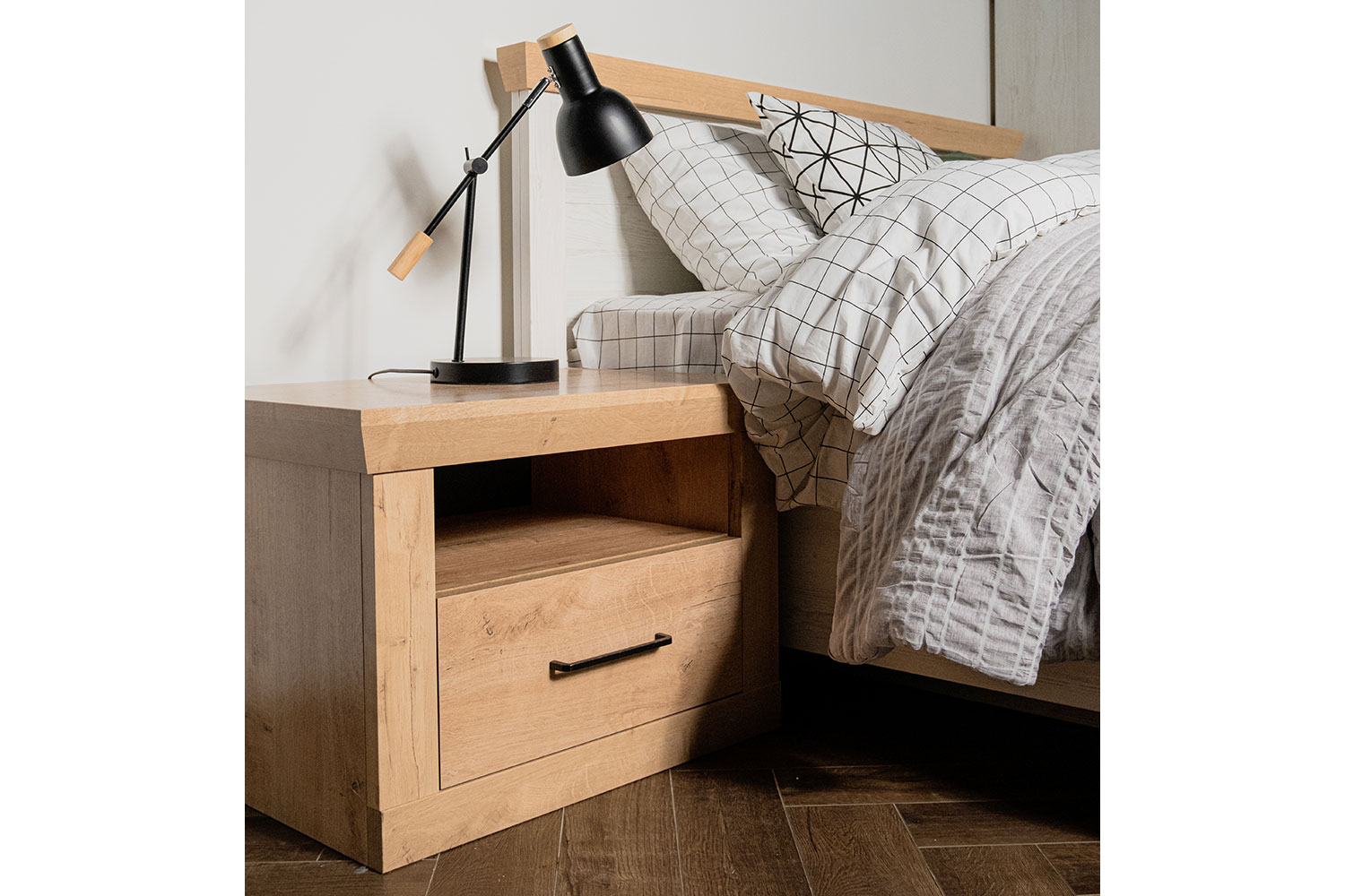Прикроватные тумбы - изображение №16 "Прикроватная тумба Магнум с выдвижным ящиком"  на www.Angstrem-mebel.ru