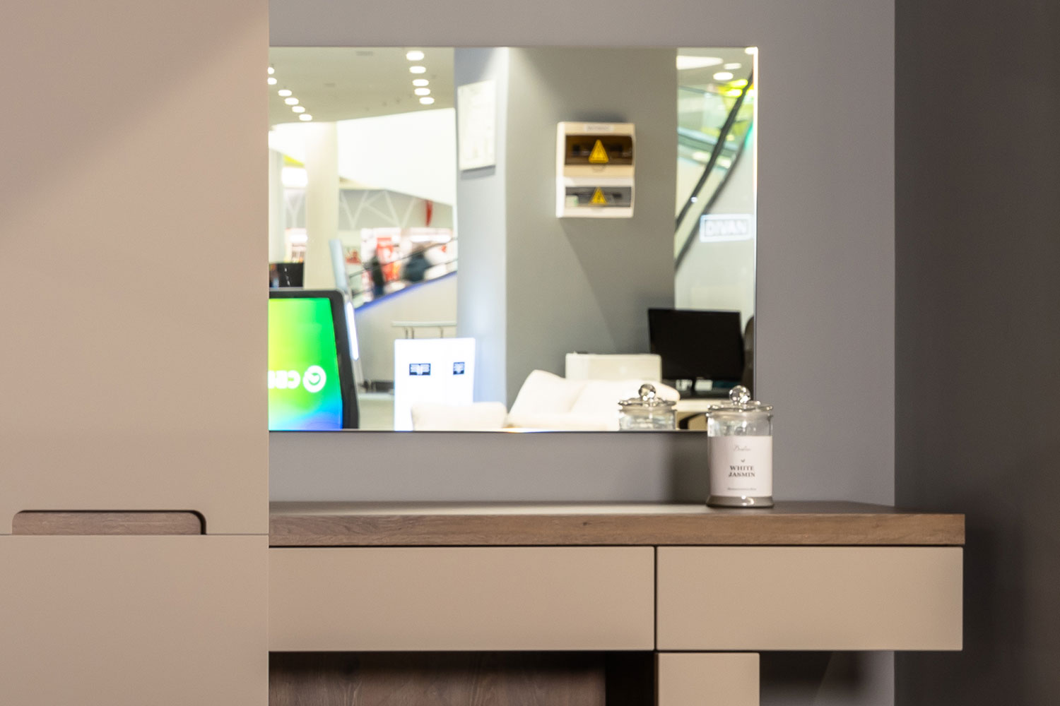 Зеркала - изображение №4 "Зеркало Анри"  на www.Angstrem-mebel.ru