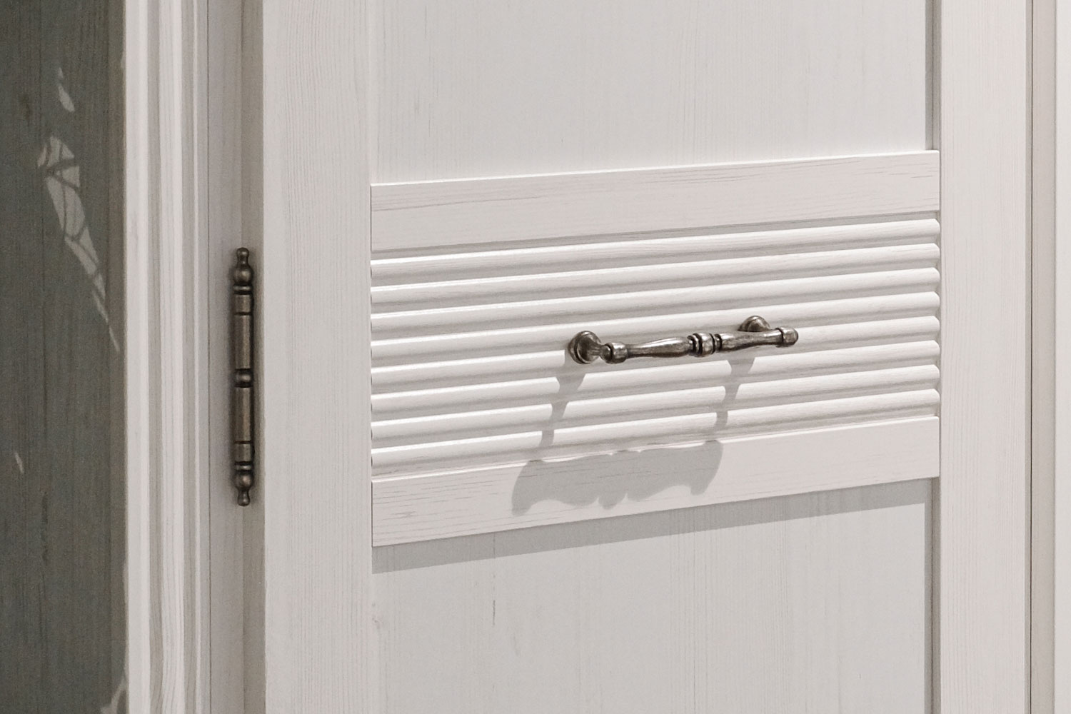 Шкафы-пеналы - изображение №10 "Шкаф Кантри с полкой и штангой для одежды"  на www.Angstrem-mebel.ru