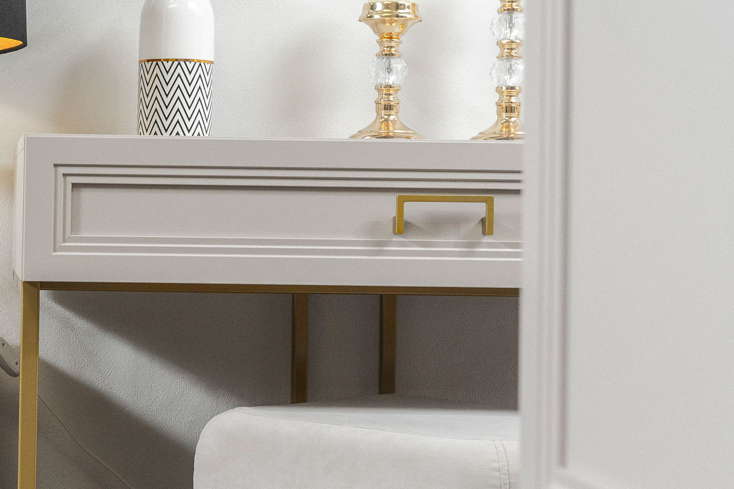 Туалетные столы - изображение №6 "Туалетный стол Дольче с выдвижным ящиком"  на www.Angstrem-mebel.ru