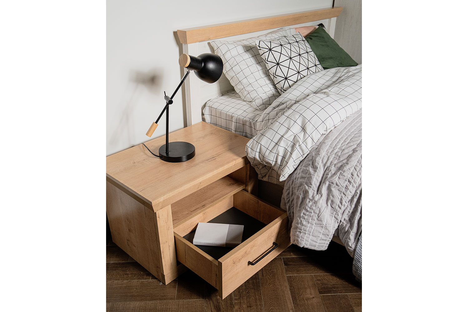 Прикроватные тумбы - изображение №19 "Прикроватная тумба Магнум с выдвижным ящиком"  на www.Angstrem-mebel.ru