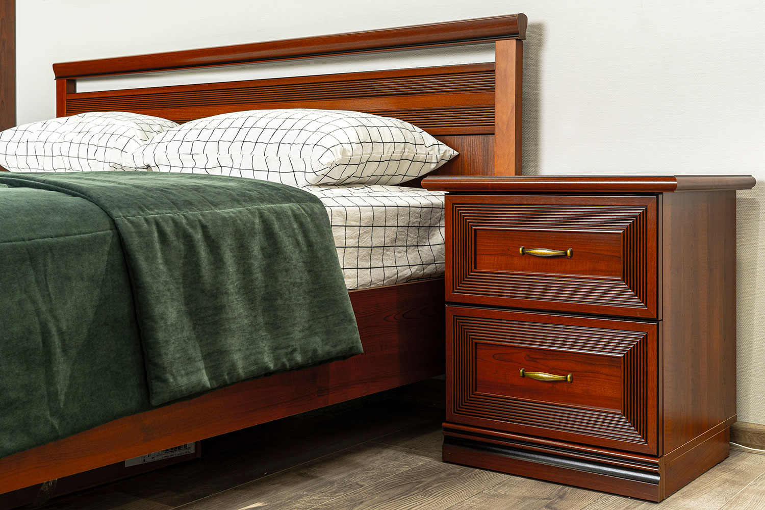 Прикроватные тумбы - изображение №9 "Прикроватная тумба Адажио с выдвижными ящиками"  на www.Angstrem-mebel.ru