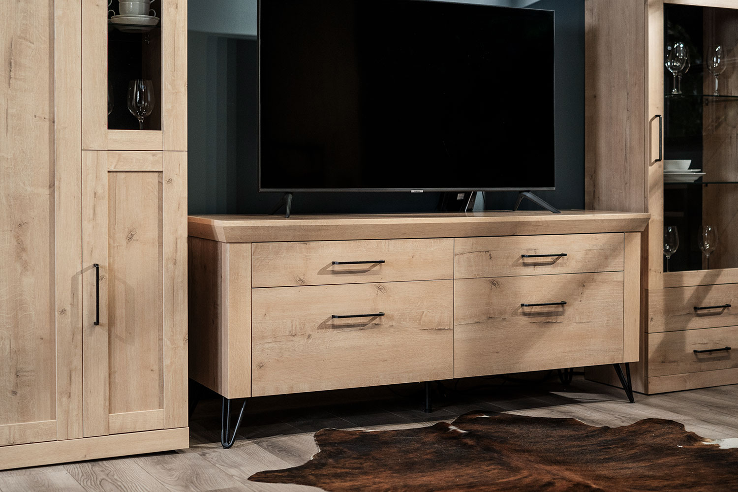 Тумбы под телевизор - изображение №6 "Тумба Магнум под телевизор"  на www.Angstrem-mebel.ru