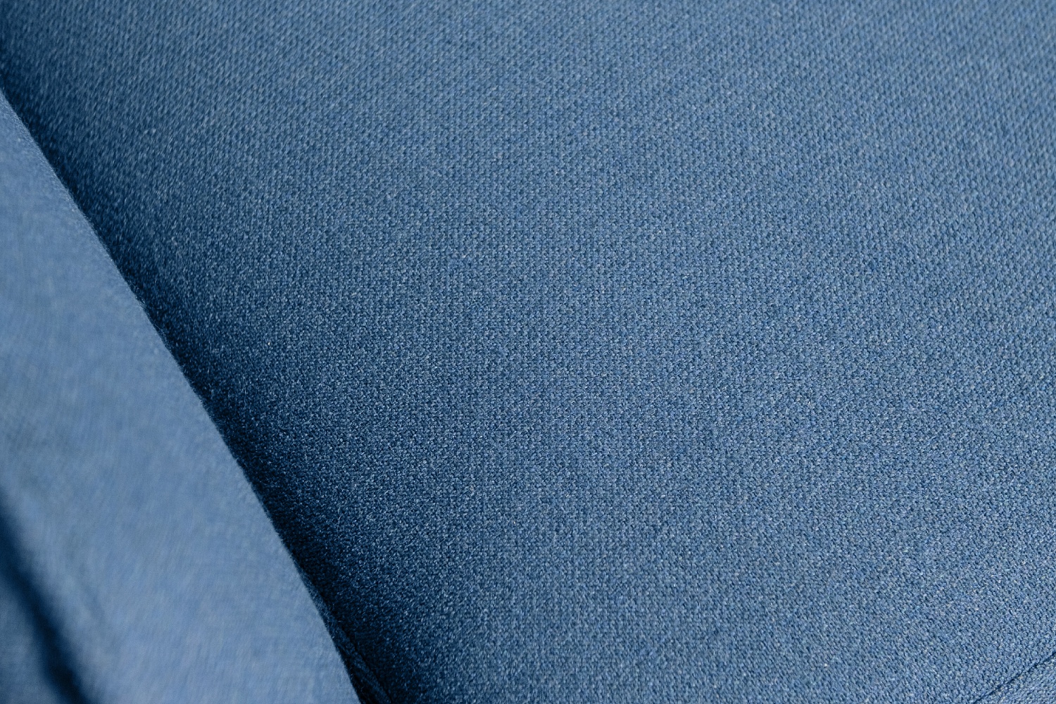 Интерьерные кресла - изображение №5 "Кресло АННИКА NEW с мех. МТД-9, опоры древесные"  на www.Angstrem-mebel.ru