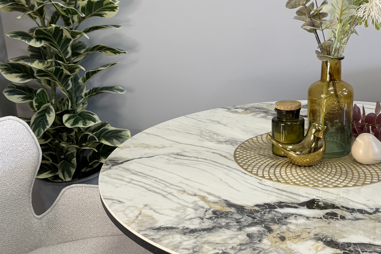 Обеденные столы - изображение №5 "Стол Галло обеденный керамика/гранит арктический глянец"  на www.Angstrem-mebel.ru