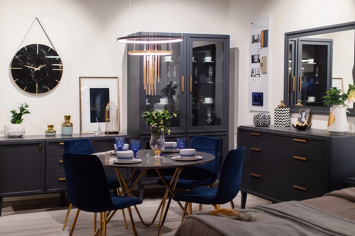 Шкафы-витрины - изображение №6 "Шкаф Чарли"  на www.Angstrem-mebel.ru